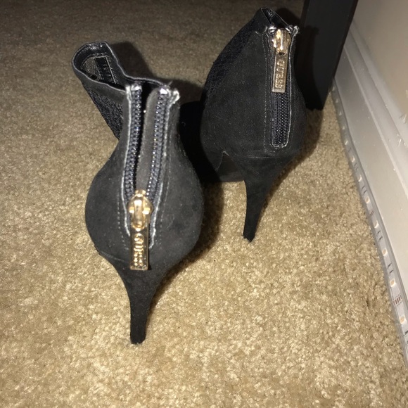 Heels - Picture 2 of 2